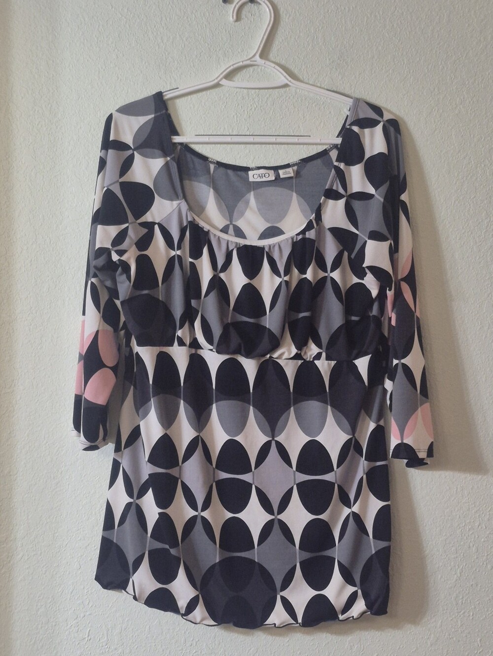 Cato Black Gray & Pink Geometric Scoop-Neck Long Sleeve Top
